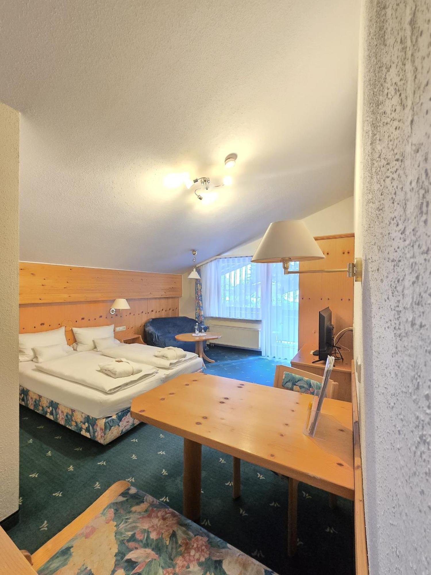 Holzschuhs Schwarzwaldhotel Baiersbronn Ngoại thất bức ảnh
